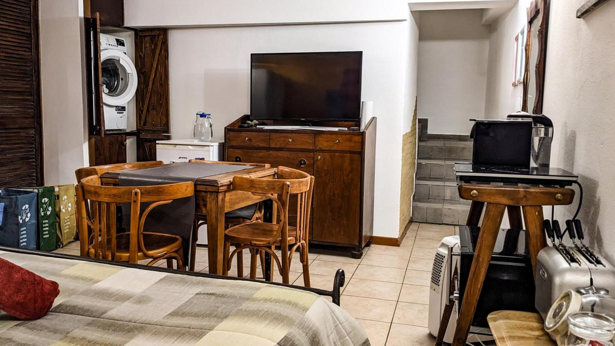 Taverna Via Castellini 116